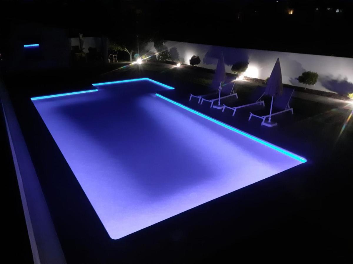 Casa Rural Con Piscina Vina De Millan 오그로브 외부 사진
