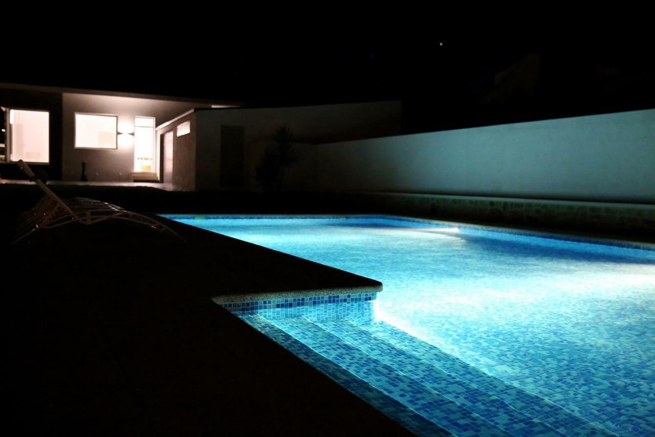 Casa Rural Con Piscina Vina De Millan 오그로브 외부 사진