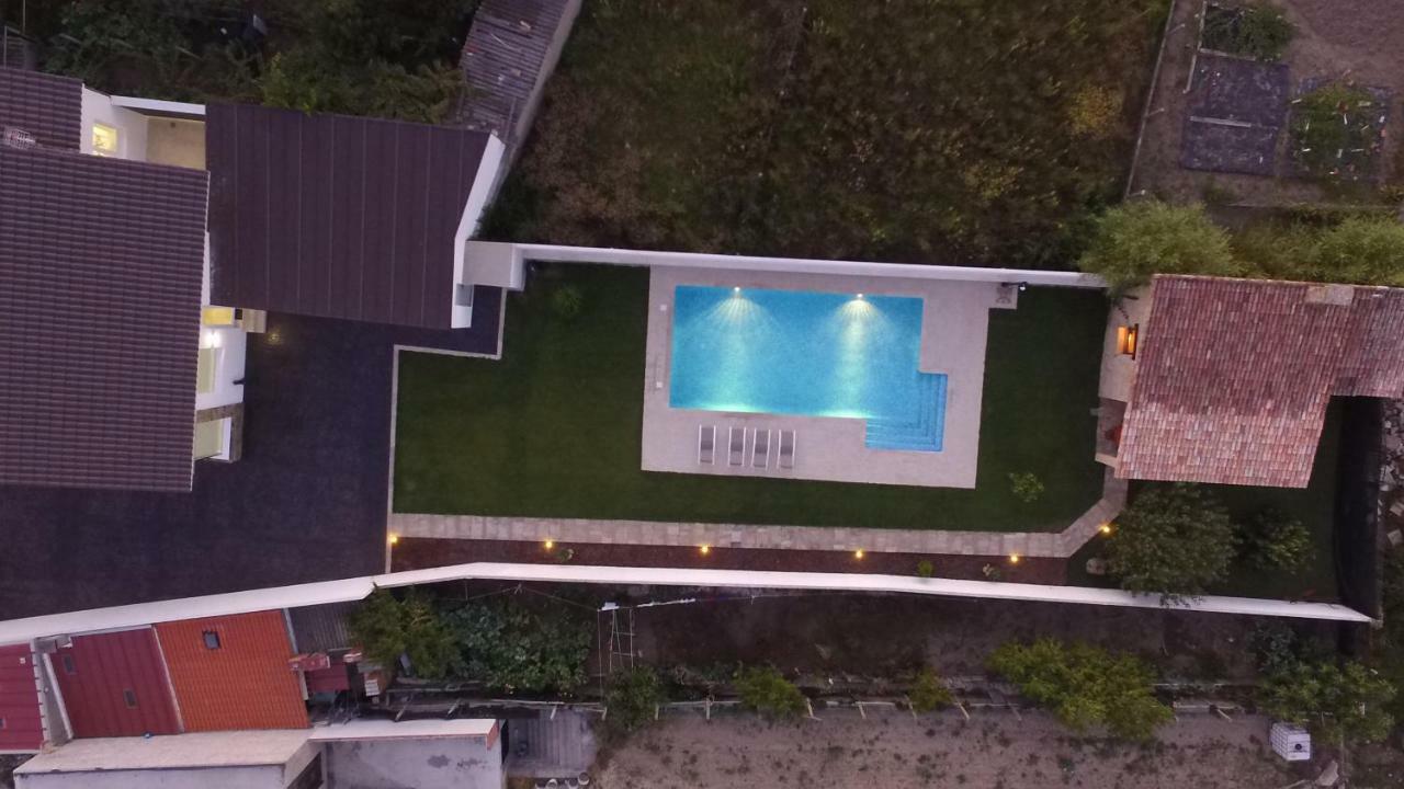 Casa Rural Con Piscina Vina De Millan 오그로브 외부 사진