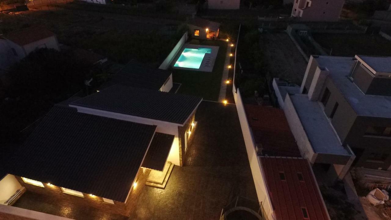 Casa Rural Con Piscina Vina De Millan 오그로브 외부 사진