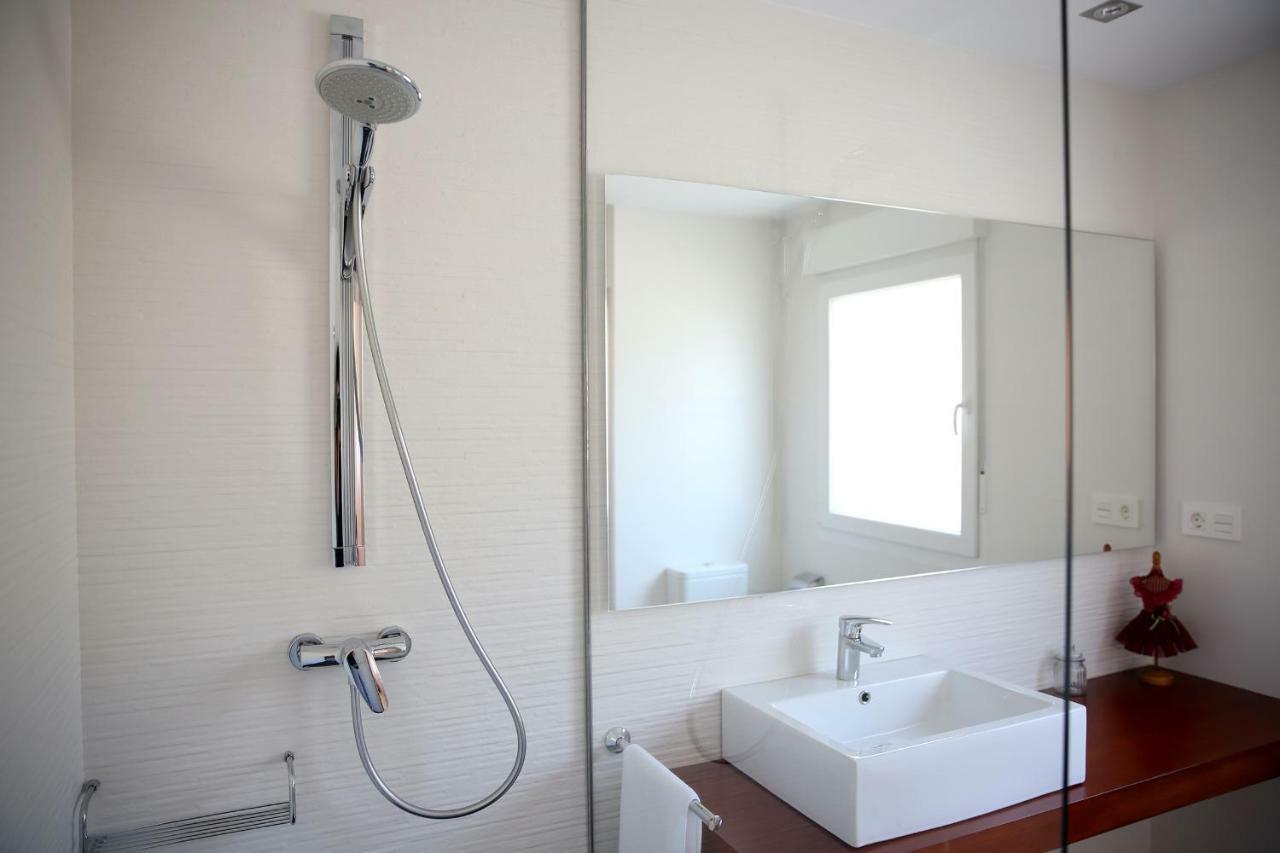 Casa Rural Con Piscina Vina De Millan 오그로브 외부 사진