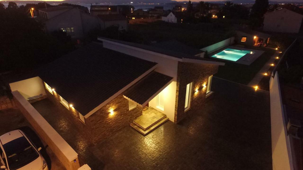 Casa Rural Con Piscina Vina De Millan 오그로브 외부 사진