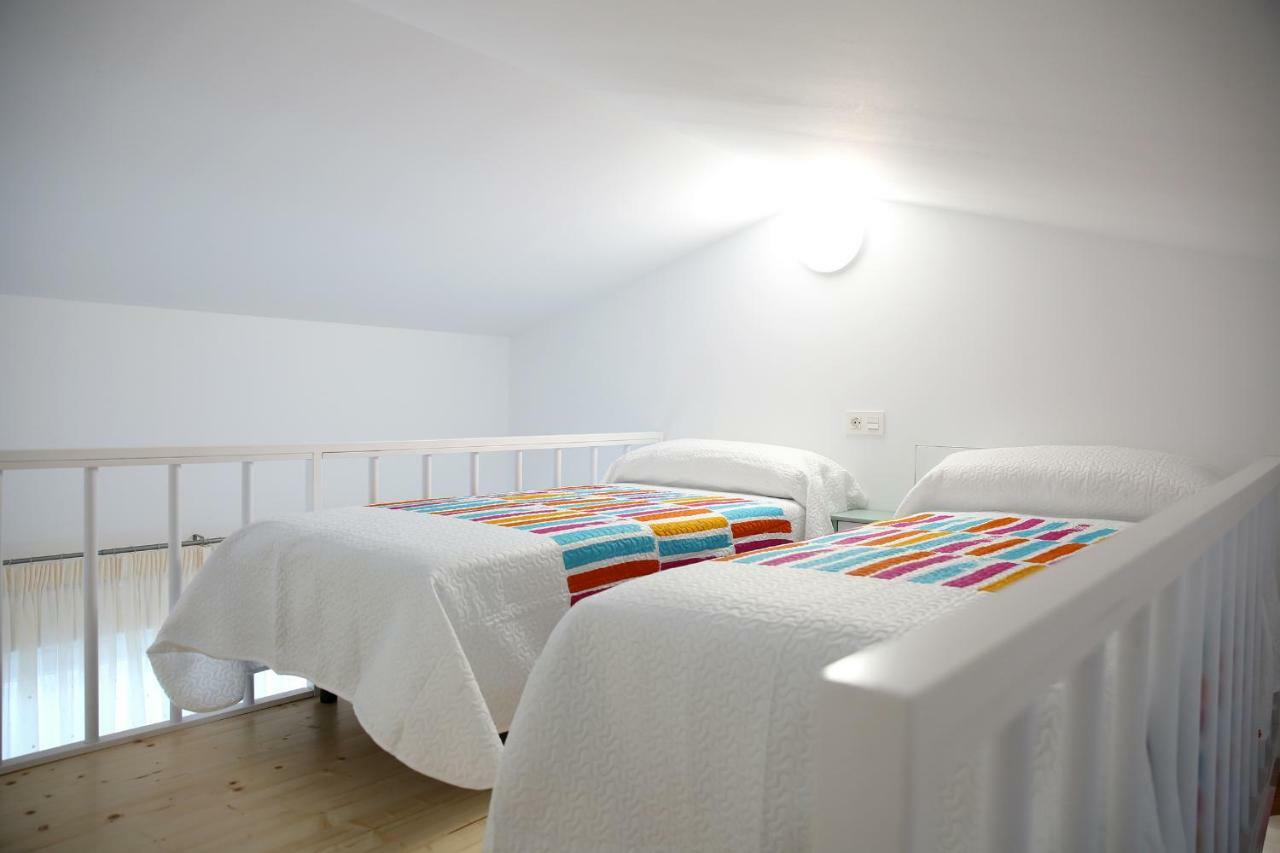 Casa Rural Con Piscina Vina De Millan 오그로브 외부 사진